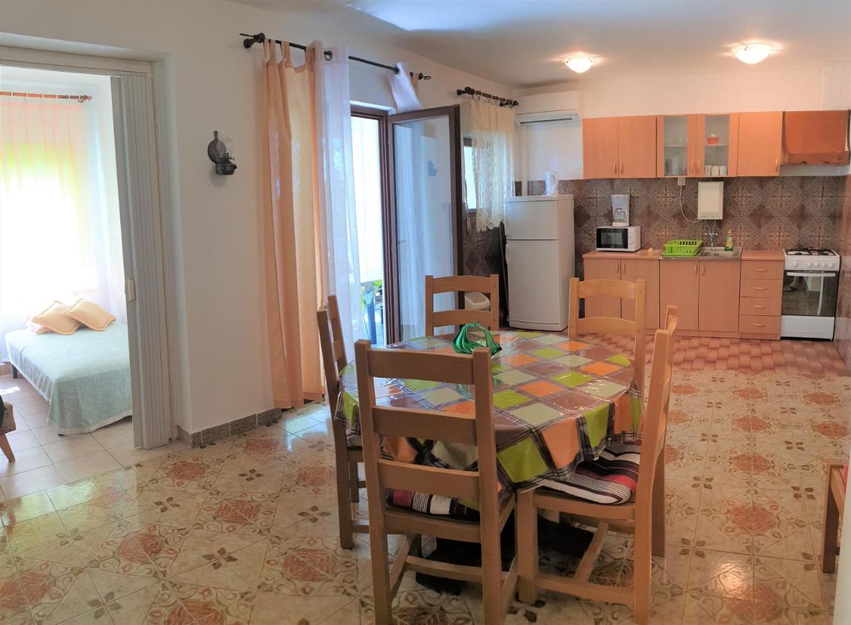 Apartments Josko Barbat Barbat na Rabu Bagian luar foto